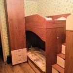 Мебель для детской на заказ - 2-х ярусная кровать для детей, шкаф и полки в виде лестницы на второй ярус
