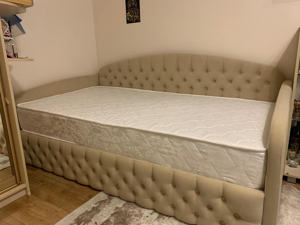 Двухспальная кровать на заказ